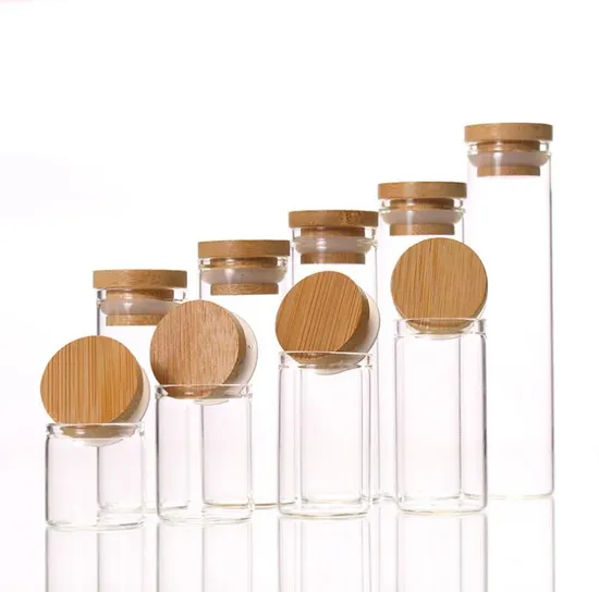 Bocaux de bouteilles en verre de stockage d'usine Conteneur de stockage des aliments avec couvercle en bambou hermétique Borosilicale Bocal en verre transparent